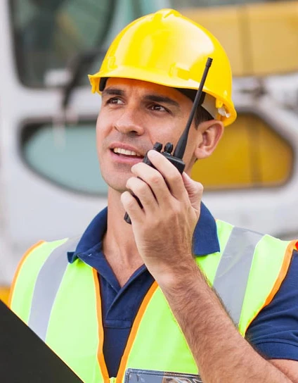 img-team-4